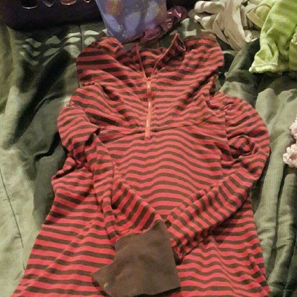 Northface top - Picture 2 of 2
