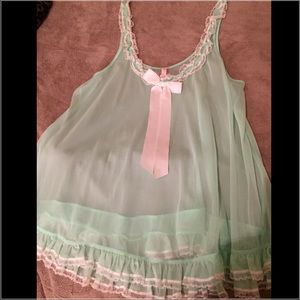 VS baby doll nighty