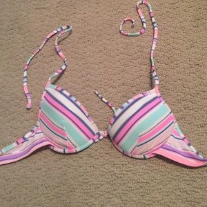 Push-up vs bikini 34B
