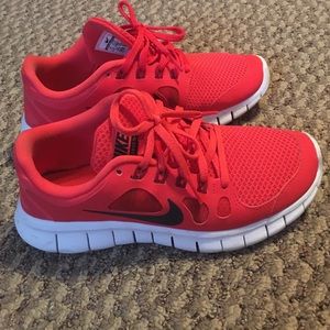Red Nike Frees 5.0