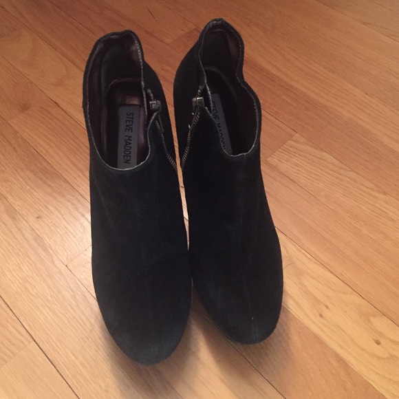 Steve Madden suede Chelseey ankle boots size 7 - Picture 4 of 7