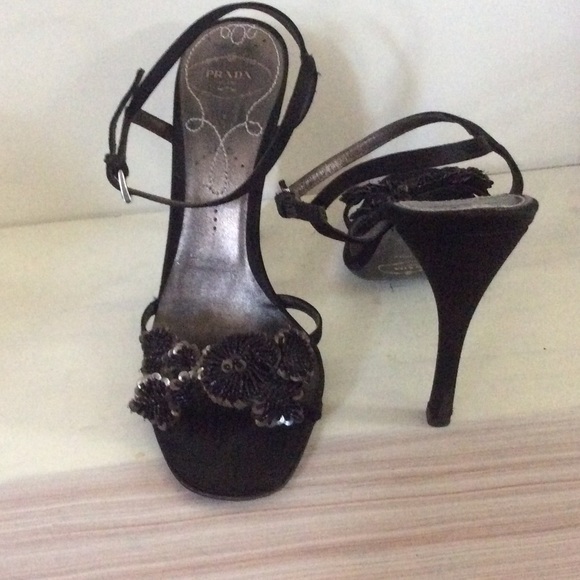 Authentic PRADA MILANO lack sequin stilettos 36.5 - Picture 2 of 4