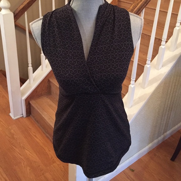 Older Lululemon black gray cross front tank