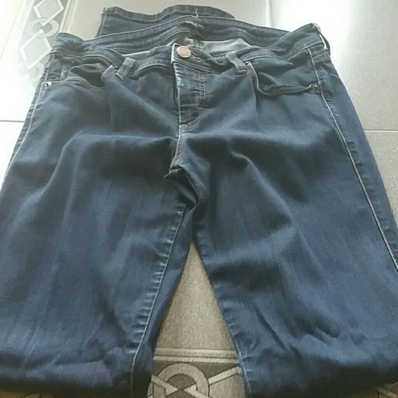 BeBe jeans