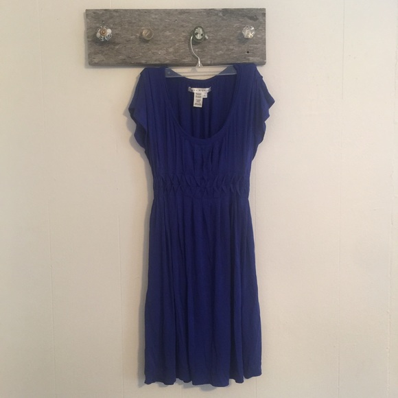 Elegant blue midi dress