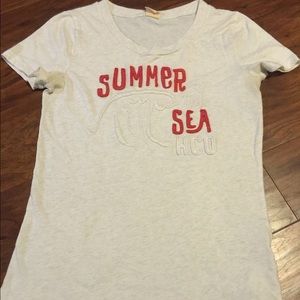 Hollister T shirt