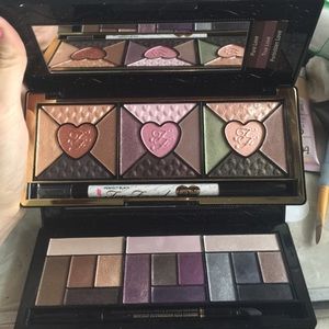 Too faced sexy and love palette