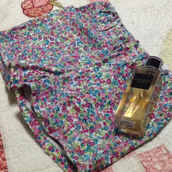 Summer shorts - Picture 1 of 2