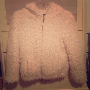 Fuzzy Hooded Zip Up 👽✌🏽️