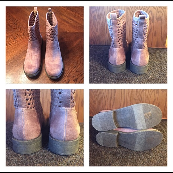 MUDD Year 'Round Perforated Ankle Boots 7 - Picture 4 of 4