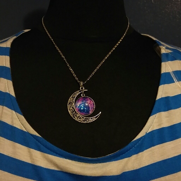 ⭐Galaxy Glass Necklace⭐ - Picture 2 of 2
