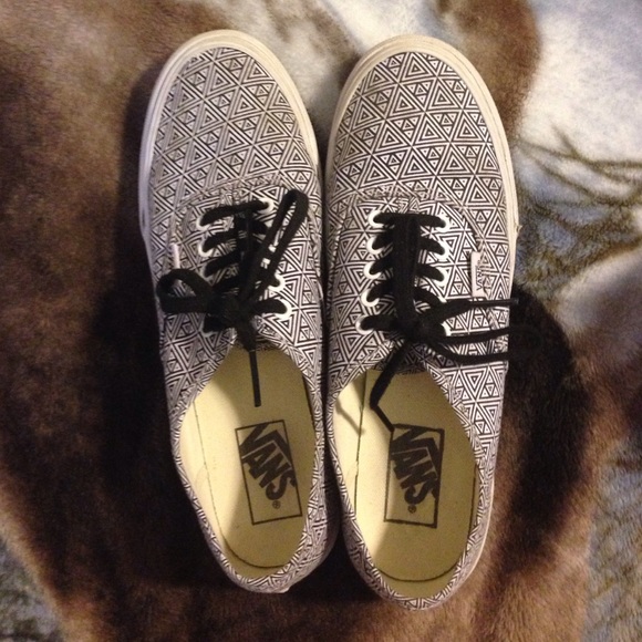 Black &a White Tribal Vans!