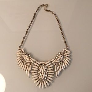 Statement necklace
