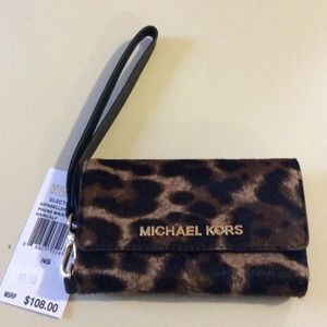 Michael Kors Electronics Leopard Phone Wristlet HC