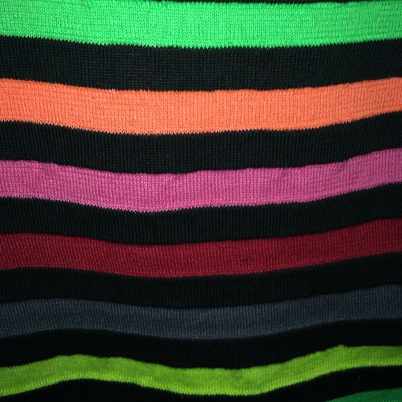 Sweater - Picture 3 of 3