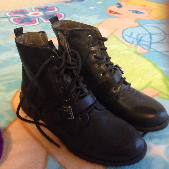 short black combat boots!