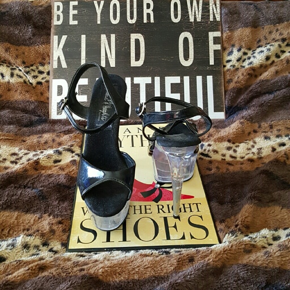 7" Platform Heels - Picture 2 of 3