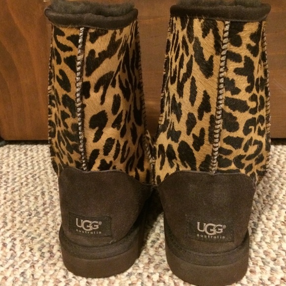 Cheetah uggs - Picture 3 of 3