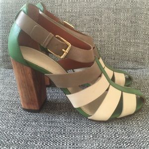 Elizabeth and James wooden heel