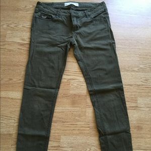Hollister skinny jean/pants