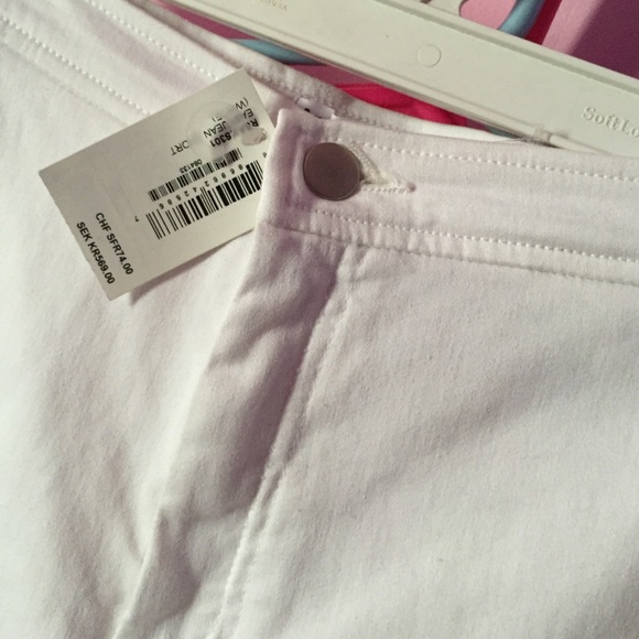 American Apparel Shorts - Picture 2 of 4