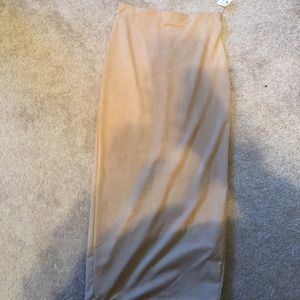 Akira Midi Skirt with Back-split