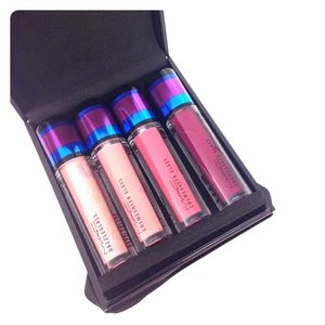 MAC irresistibly charming lip gloss set