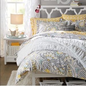 PBTeen Ana Paisley Bedding & Peyton Sheet Set