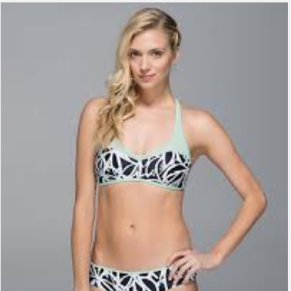 NEW! Lululemon salty swim top size 10