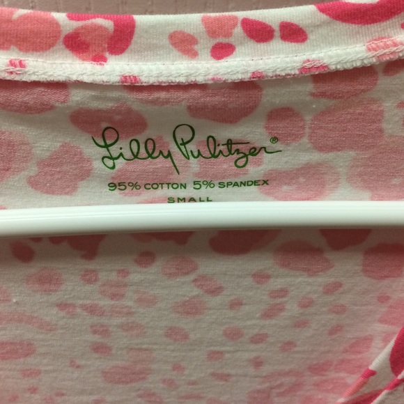 New w/o tags lilly Pulitzer top - Picture 2 of 2