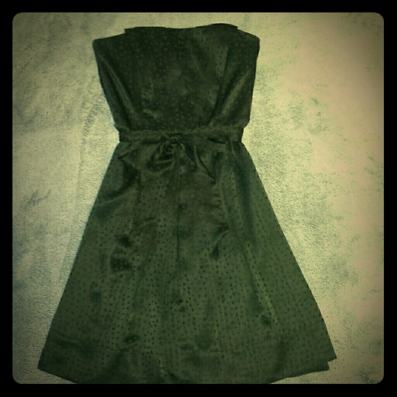 White House Black Market Strapless Dress