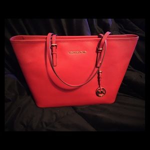 Michael Kors Jet Set Travel Tote