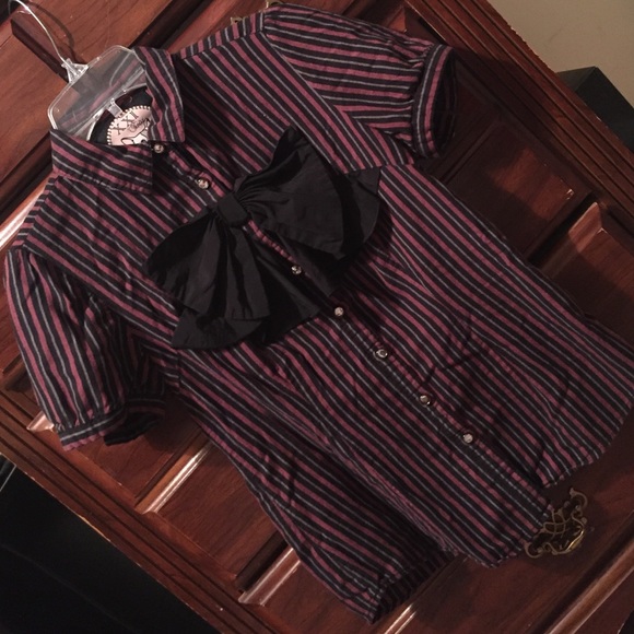Butting up shirt with bow!