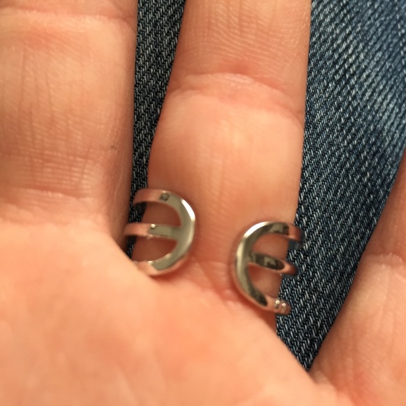 Ring! - Picture 2 of 2