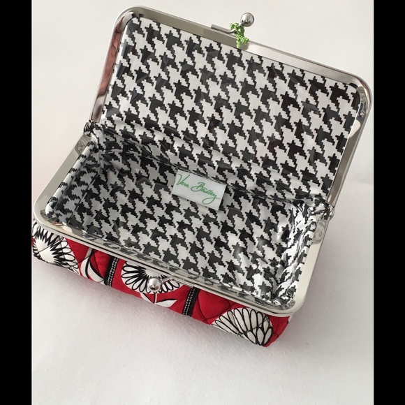 Vera Bradley Handbags - Vera Bradley Cosmetic Make Up Case