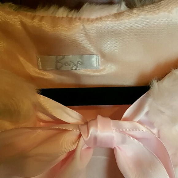 Shrug - Picture 2 of 3