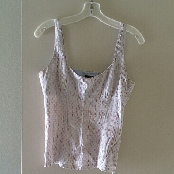 Tahari Tops - ✔DONATED HURRICANE HENRY✔TAHARI Blouse-sleeveless