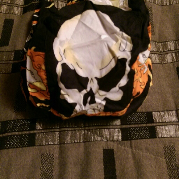 Bandana - Picture 2 of 2