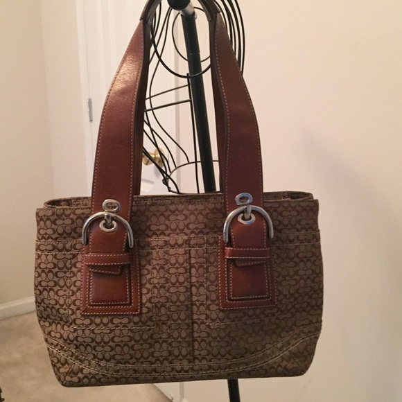 Small Authentic Coach bag - Picture 2 of 7