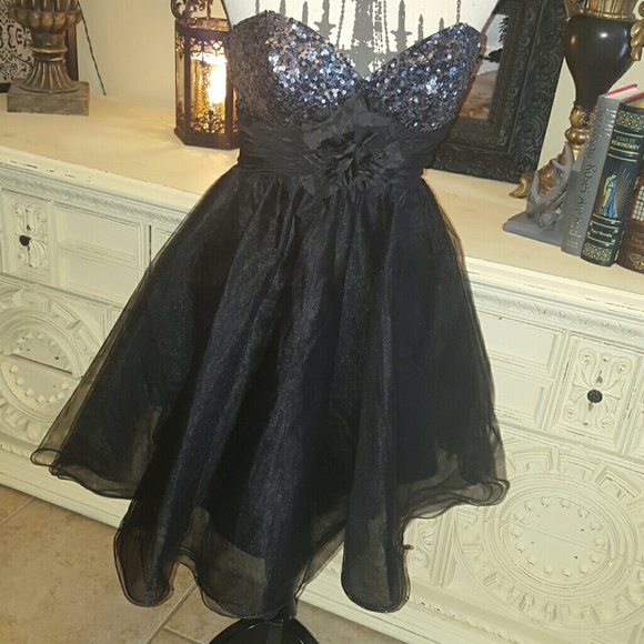 May Queen Dresses & Skirts - 🍒  Blue Prom