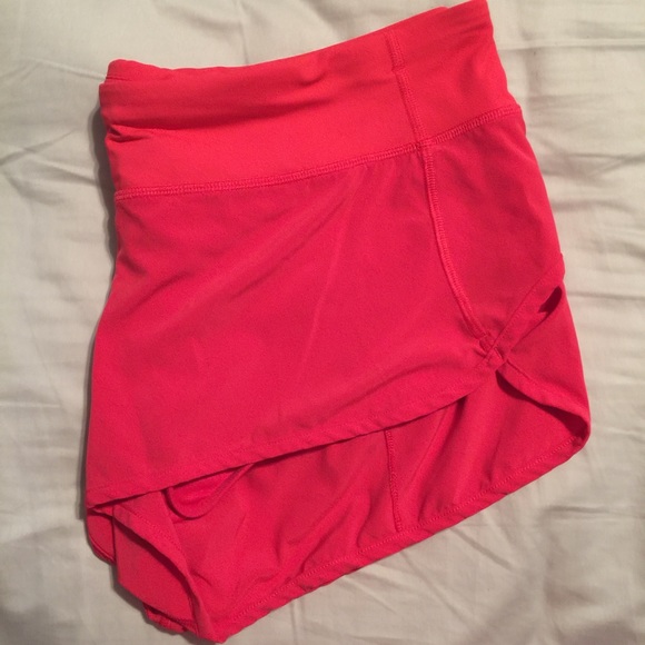 Lululemon 4 way speed short size 10 - Picture 1 of 4