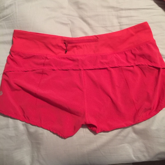 Lululemon 4 way speed short size 10 - Picture 2 of 4