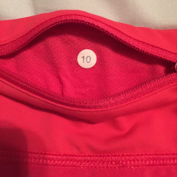 Lululemon 4 way speed short size 10 - Picture 3 of 4