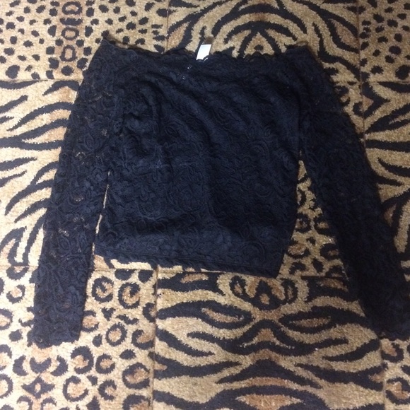 Lace crop top