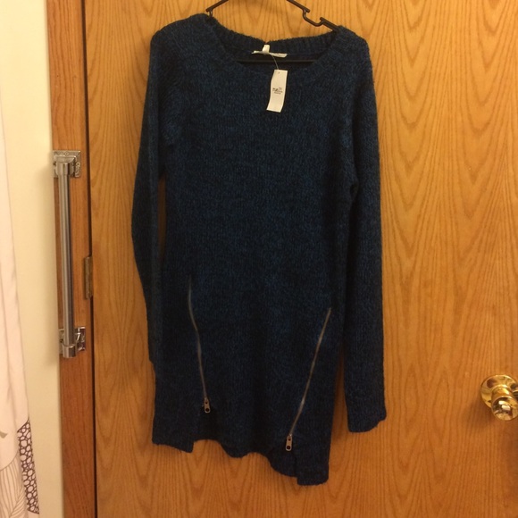 Blue/black zippered sweater dress