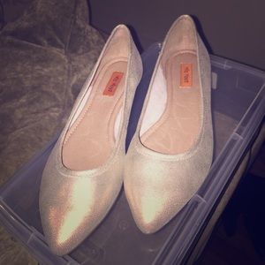 *brand new gold flats!