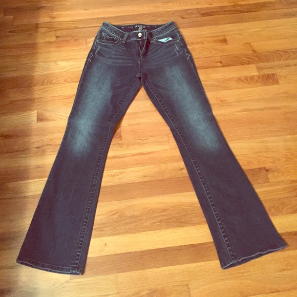 APT 9 blue jeans
