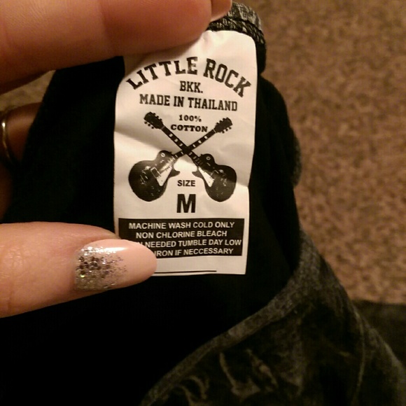 Shirt - Picture 2 of 2