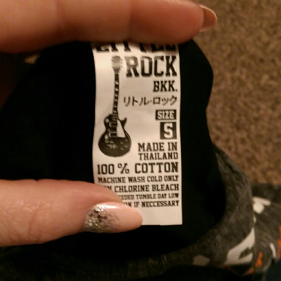 Shirt - Picture 2 of 2