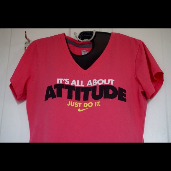 Nike Dri-Fit t-shirt size Medium! Bundle=20% OFF!! - Picture 3 of 4